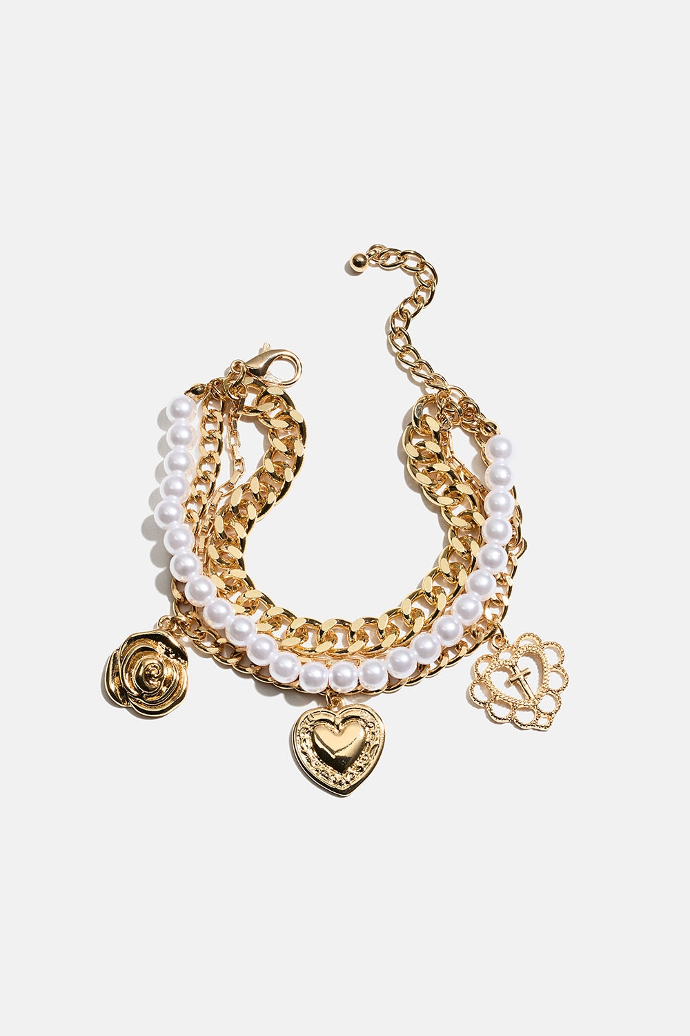 Kullanvärinen rannekoru, jossa on neljä ketjua ja riipuksia ryhmässä Korut / Rannekorut / Leveät @ Glitter (251001802002)