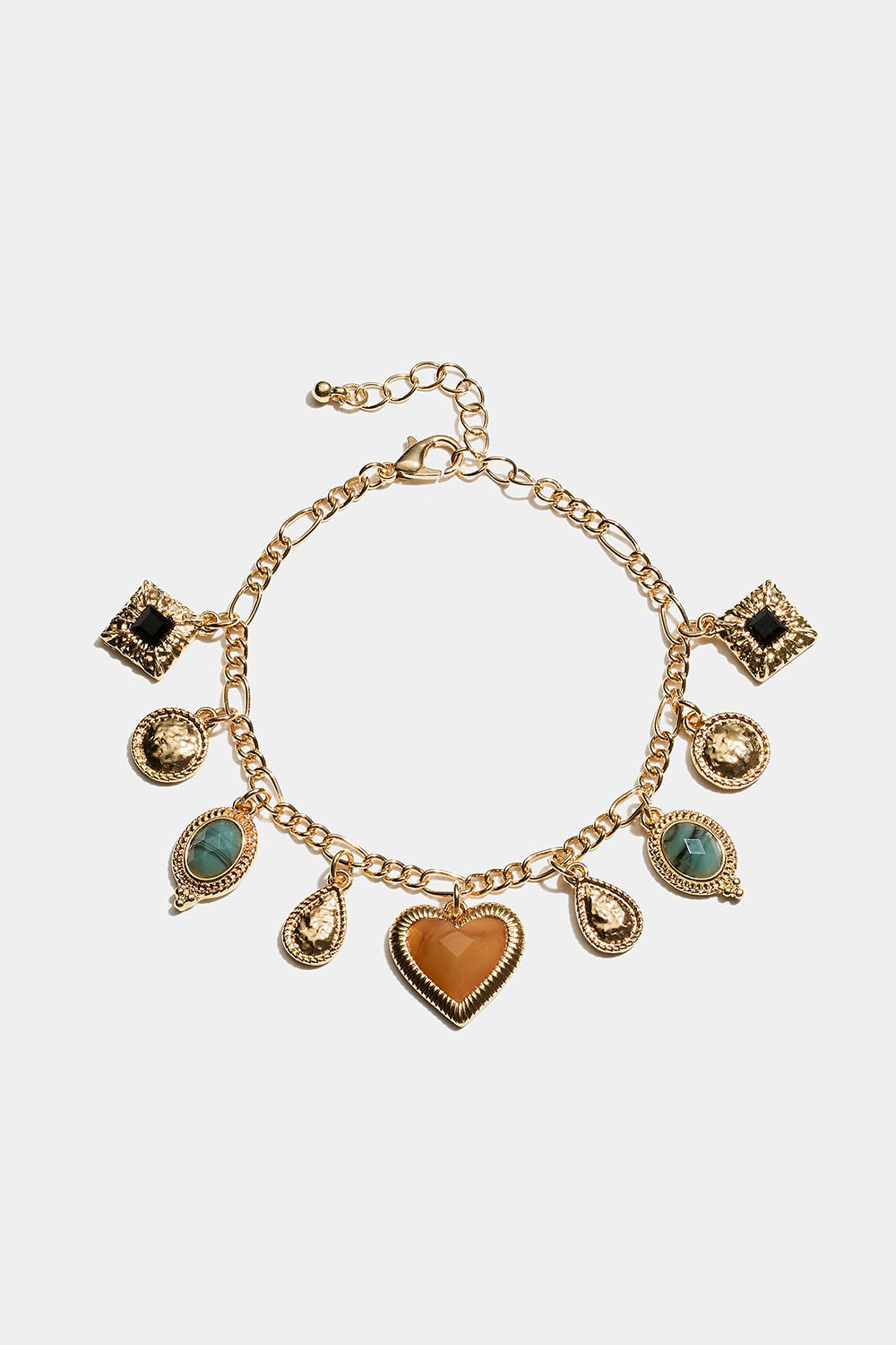 Kullanvärinen rannekoru, jossa erilaisia riipuksia ryhmässä Korut / Rannekorut @ Glitter (251002009902)