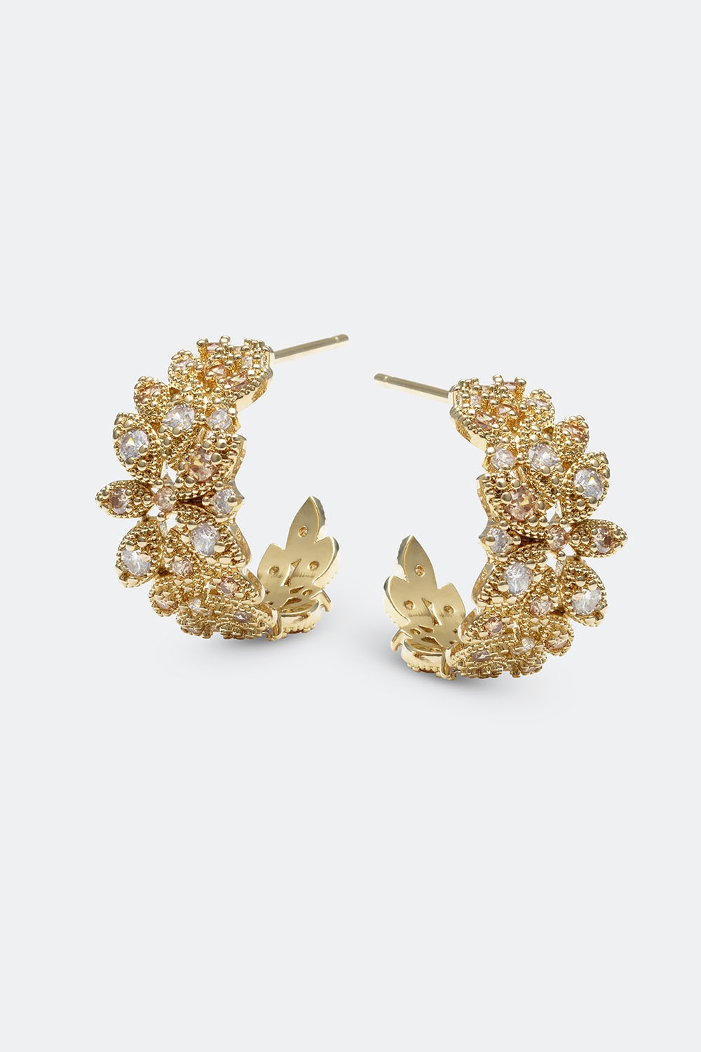 Laurel hoops earrings - Gold ryhmässä Lily and Rose - Korvakorut @ Glitter (253001152002)