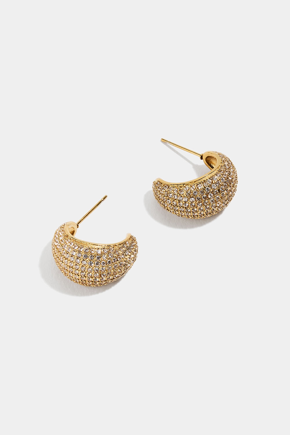 Teräskorvarenkaat, joissa on 18 karaatin kultaus ja Cubic Zirconia -kiviä päällysteenä ryhmässä Korut / Korvakorut @ Glitter (253009152002)