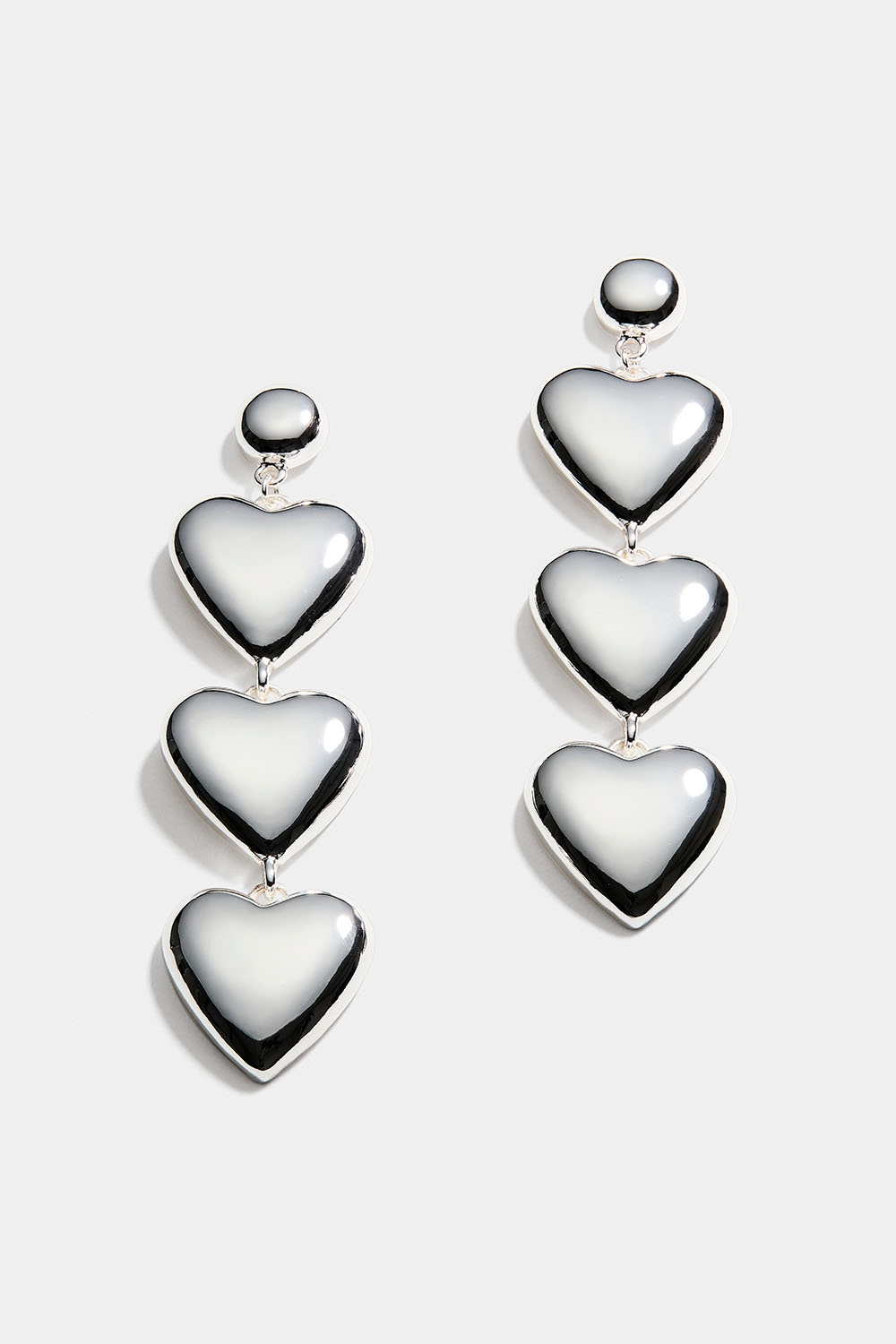 Pitkät korvakorut, joissa kolme sydäntä ryhmässä Korut / Korvakorut @ Glitter (253009551001)