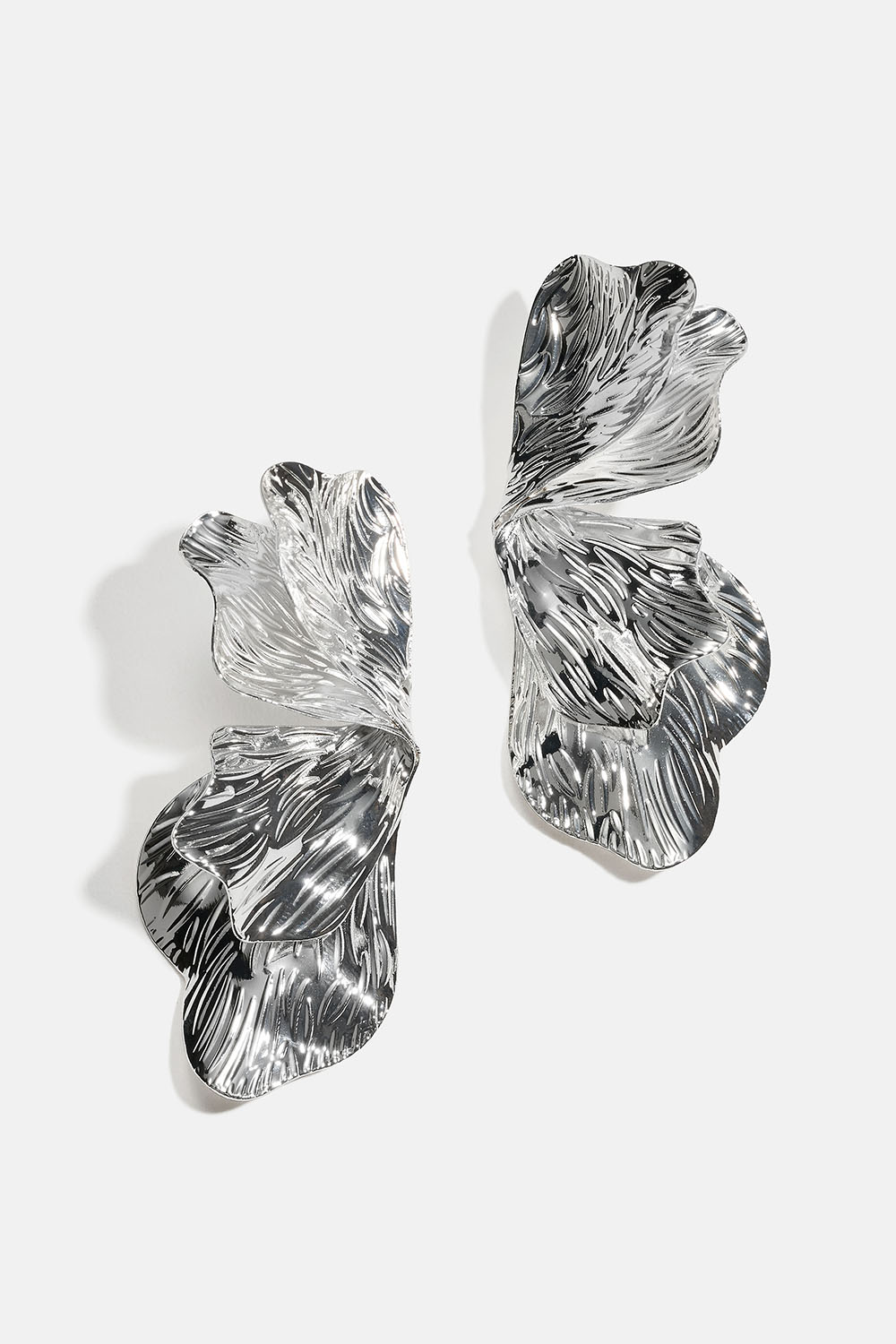 Terälehden muotoiset klipsikorvakorut ryhmässä Korut / Korvakorut / Klipsikorvakorut @ Glitter (253011311001)