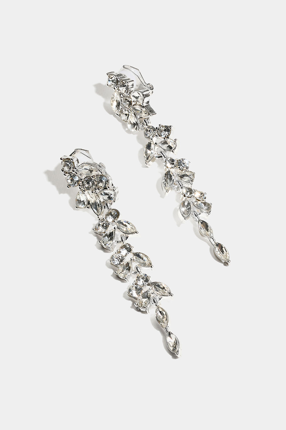 Pitkät klipsikorvakorut kirkkailla lasikivillä ryhmässä Korut / Korvakorut / Klipsikorvakorut @ Glitter (253011350201)