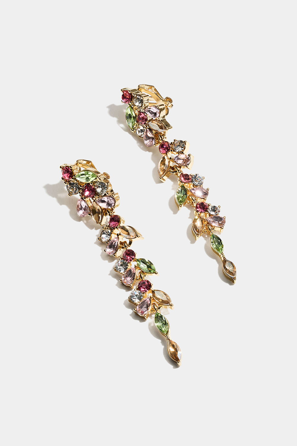 Pitkät kullanväriset klipsikorvakorut kirkkailla lasikivillä ryhmässä Korut / Korvakorut / Klipsikorvakorut @ Glitter (253011359902)