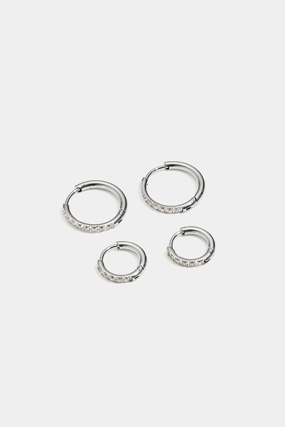 Terässormukset, joissa cubic zirkonia -kivet, 2 kpl ryhmässä Teräs / Teräksiset korvakorut @ Glitter (253012291600)