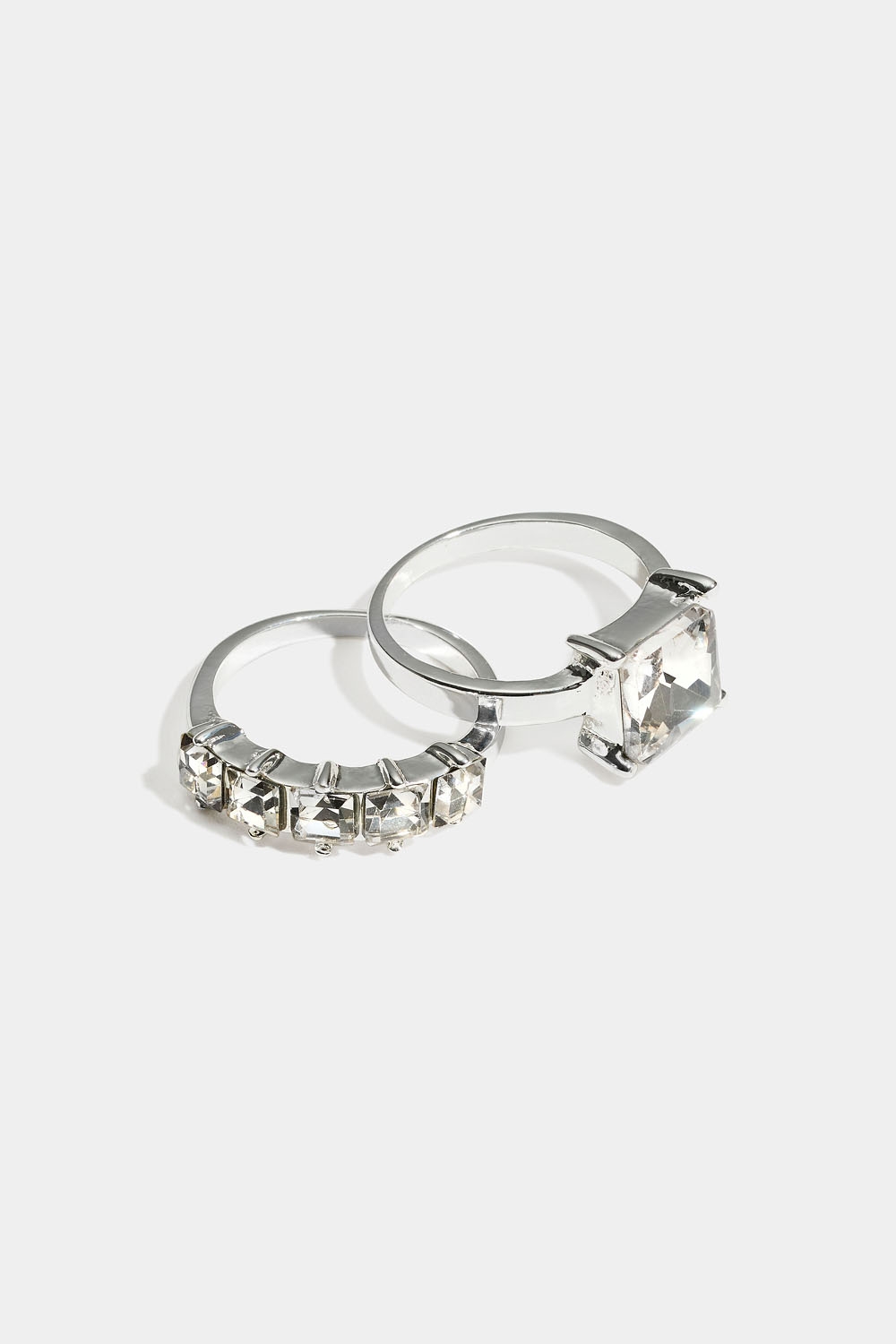 Sormukset, joissa valkoisia kiviä, 2 kpl ryhmässä Store week / @ Glitter (2560015910)
