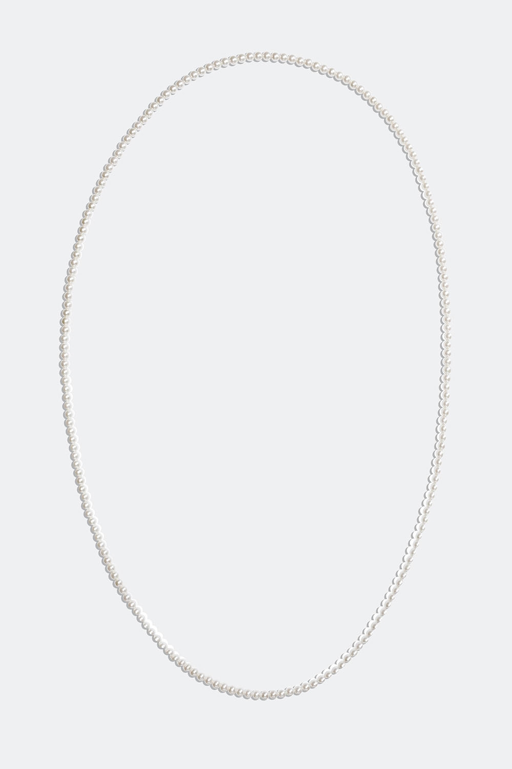 Klassinen kaulakoru muovihelmillä 140 cm