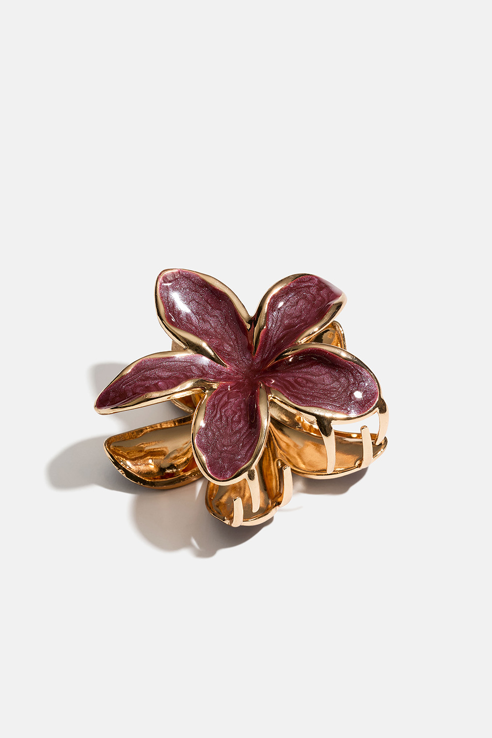 Viininpunainen, kukan muotoinen hiusklipsi kullanvärisestä metallista ryhmässä Hiustuotteet / Hiuspinnit ja -klipsit / Hiusklipsit @ Glitter (331002036300)
