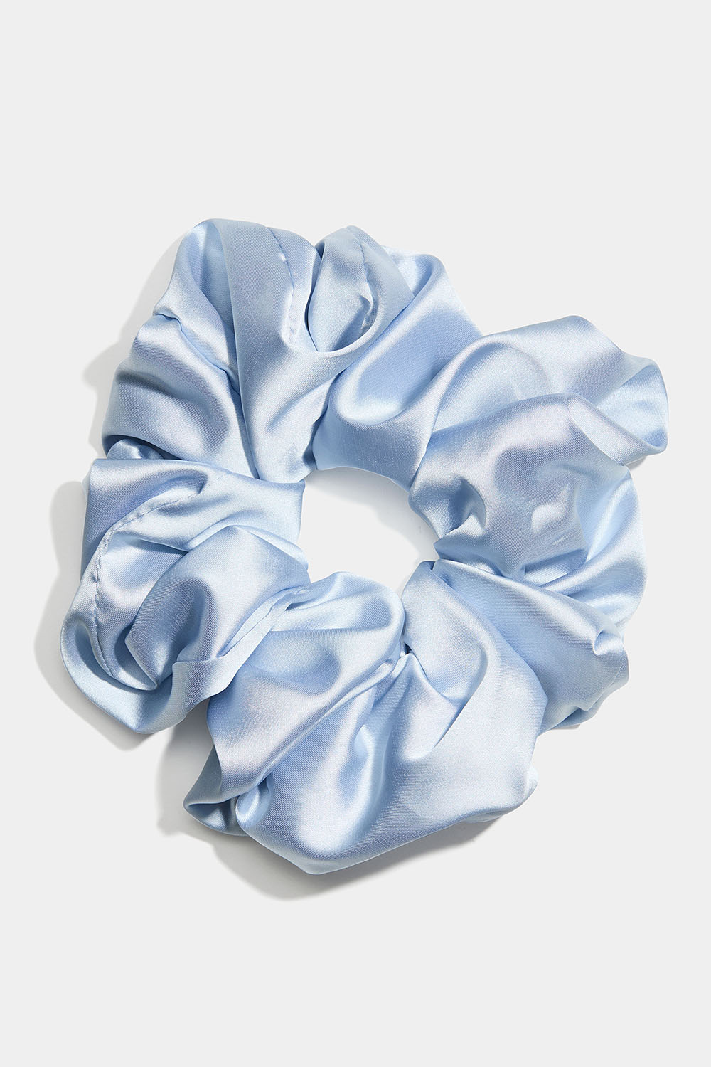Iso vaaleansininen hiusdonitsi ryhmässä Hiustuotteet / Scrunchie-hiusdonitsit @ Glitter (332000717100)