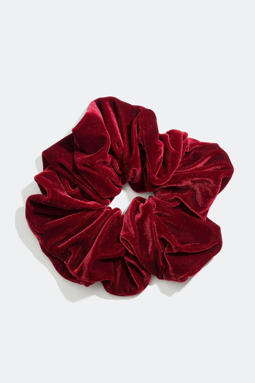 Iso viininpunainen samettihiusdonitsi ryhmässä Hiustuotteet / Scrunchie-hiusdonitsit @ Glitter (332001026300)