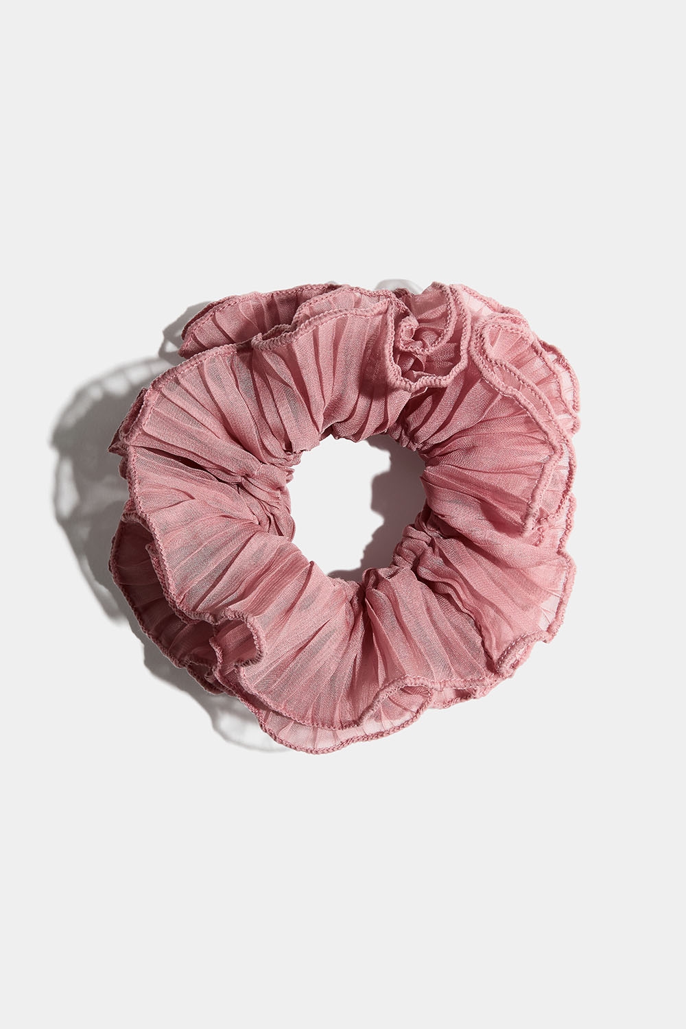 Vaaleanpunainen hiusdonitsi pliseerattua tylliä ryhmässä Hiustuotteet / Scrunchie-hiusdonitsit @ Glitter (332001195100)