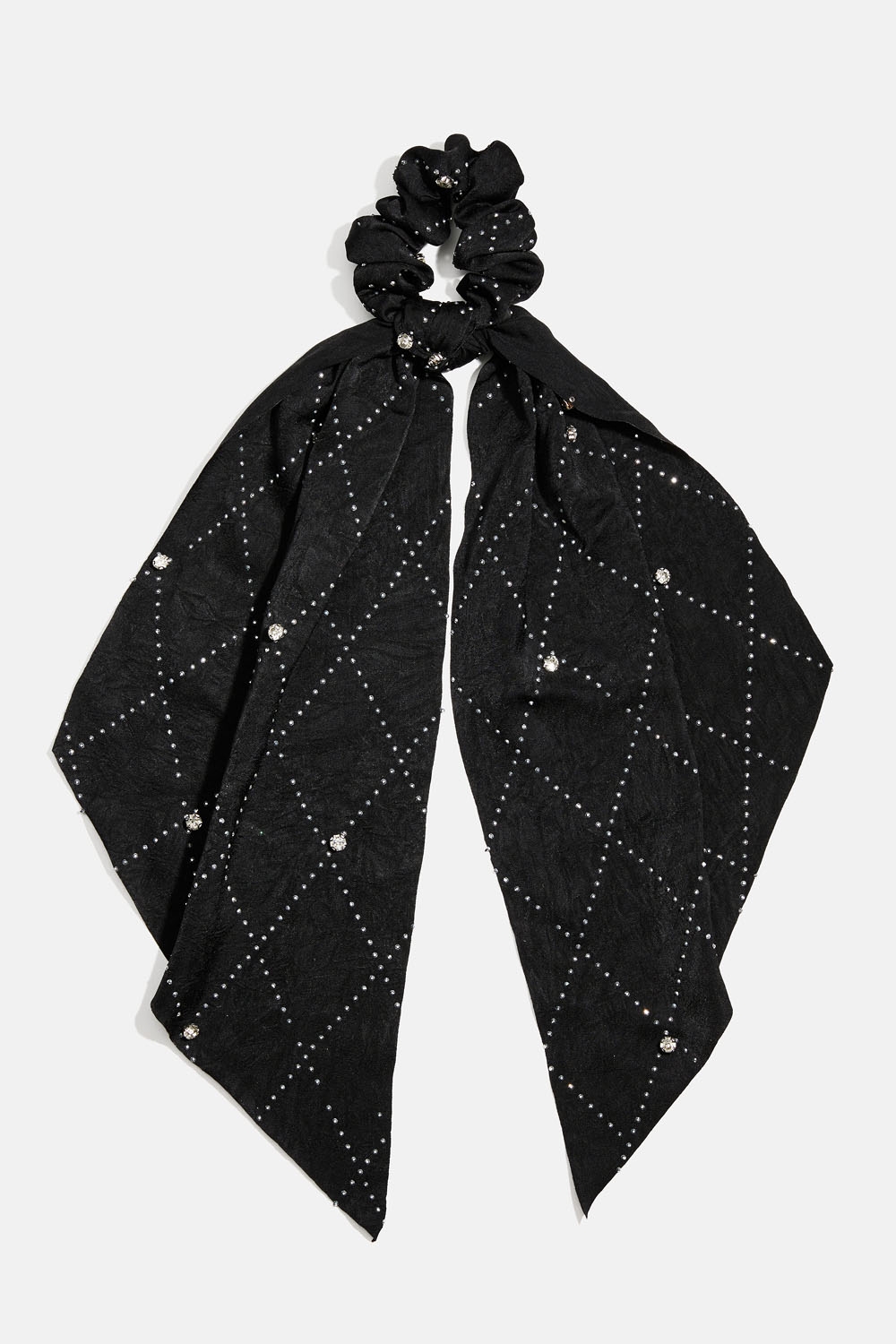 Hännällinen hiusdonitsi, jossa pieniä niittejä ja kiviä ryhmässä Hiustuotteet / Scrunchie-hiusdonitsit / Scrunchiet huivikuvioilla @ Glitter (332001579000)