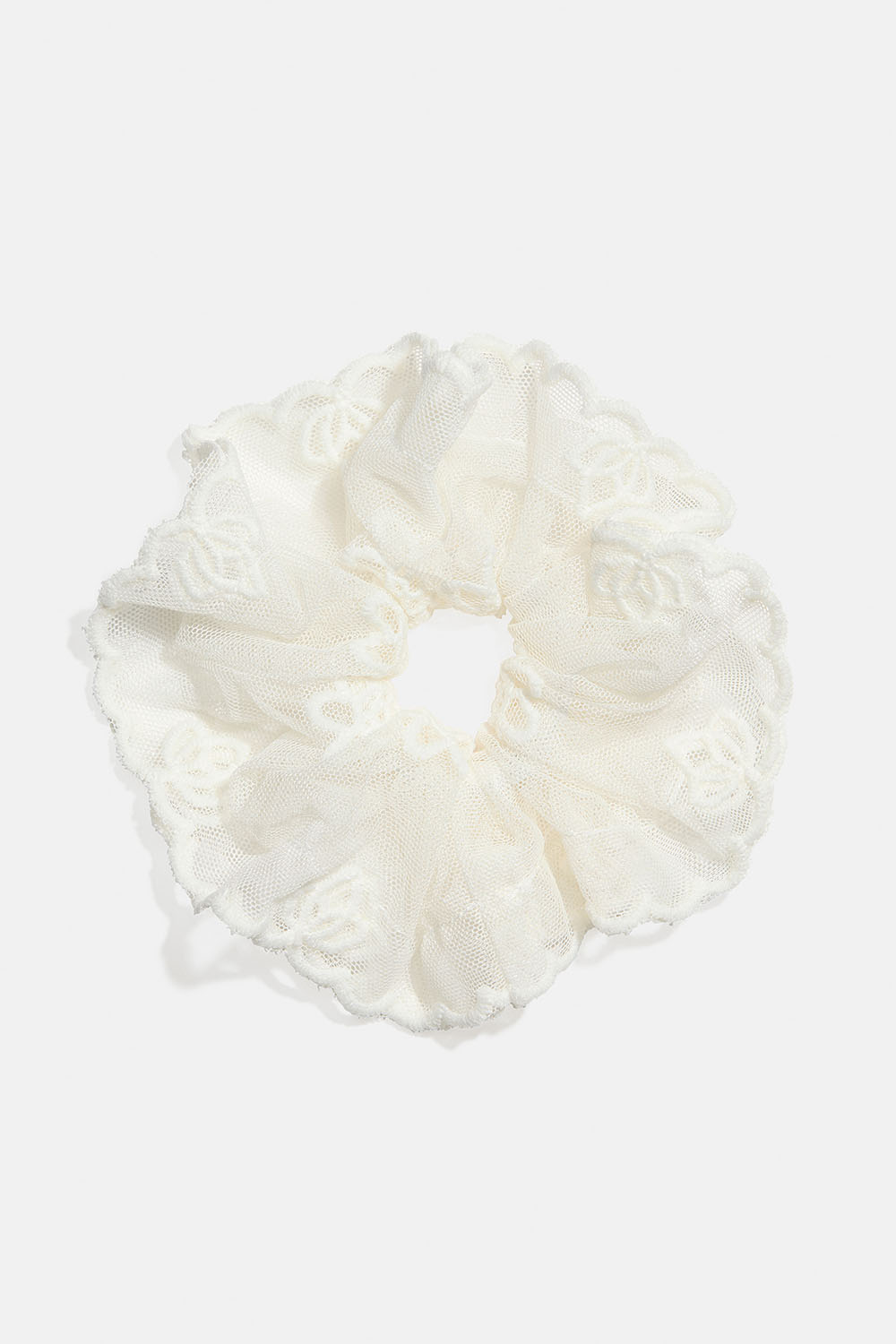 Valkoinen hiusdonitsi pitsiä ryhmässä Hiustuotteet / Scrunchie-hiusdonitsit @ Glitter (332002043000)