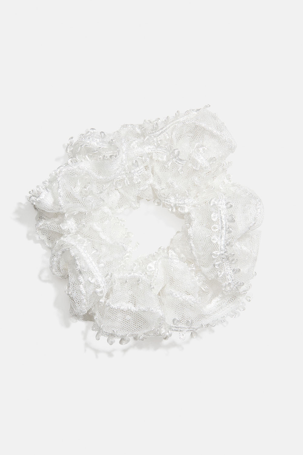 Iso valkoinen hiusdonitsi pitsiä ryhmässä Hiustuotteet / Scrunchie-hiusdonitsit @ Glitter (332002073000)