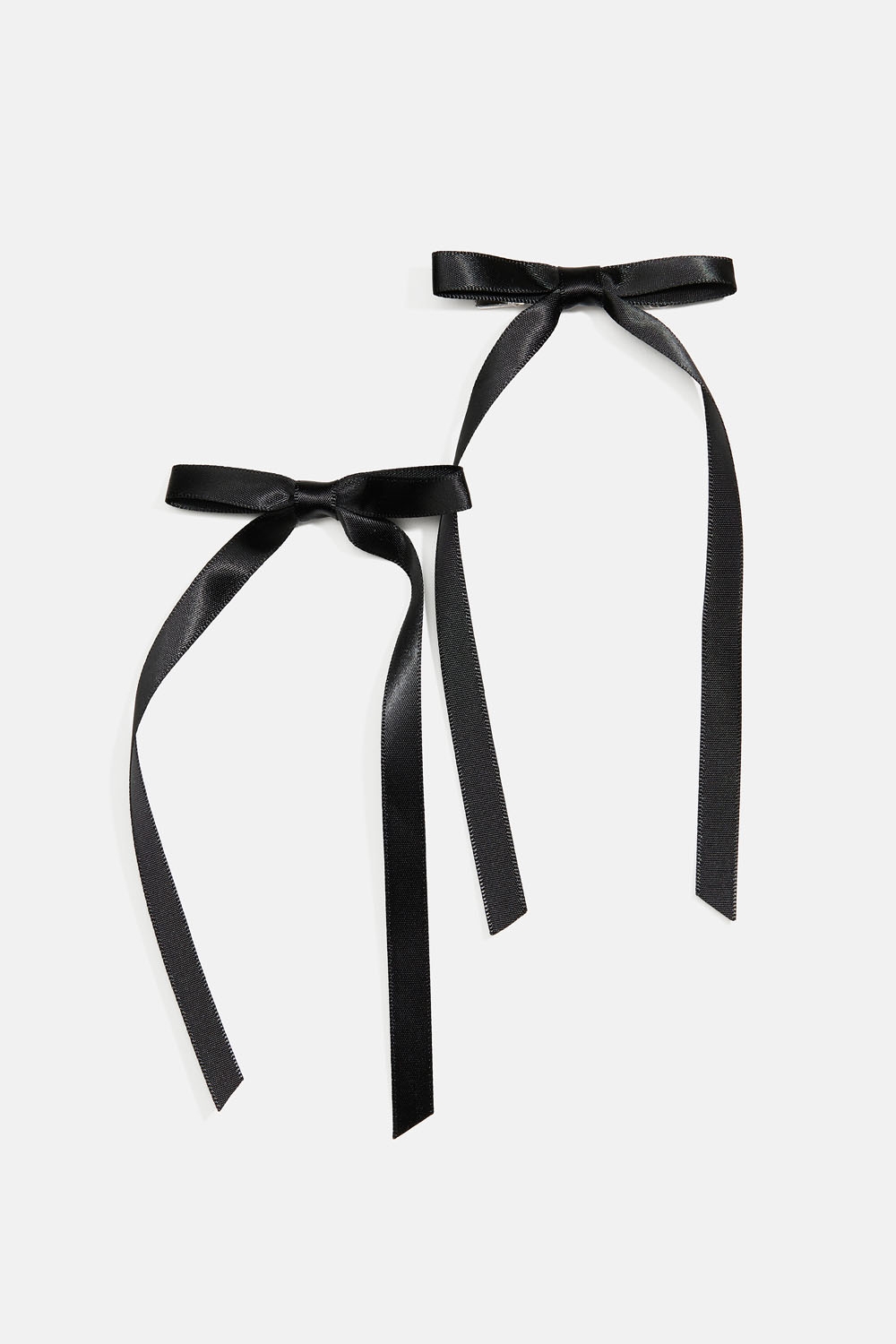 Hiuspinnit, joissa rusetteja silkkinauhasta, 2 kpl ryhmässä Lapsille / Lasten hiustuotteet / Lasten hiussoljet @ Glitter (403000529000)