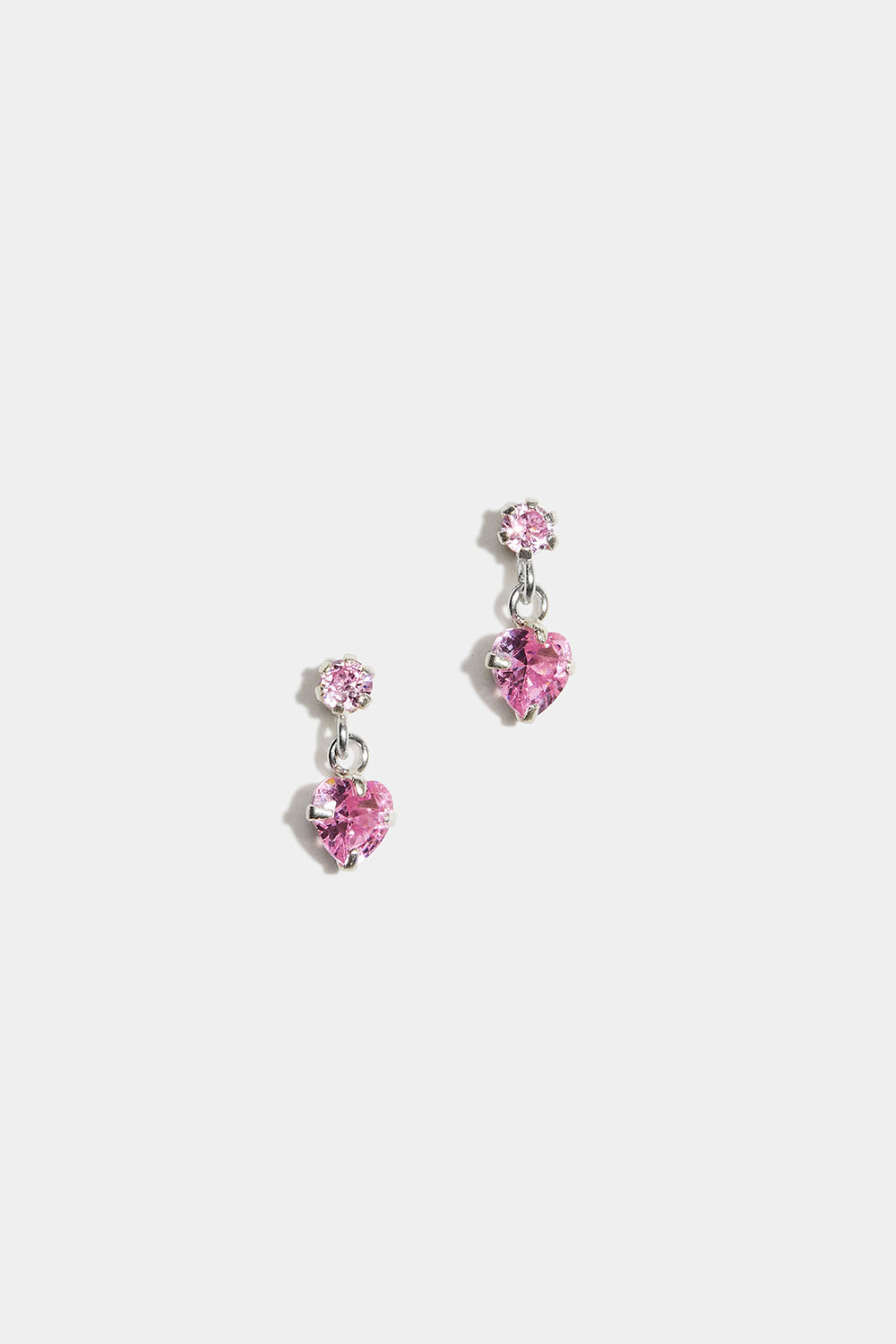 Aidot hopeakorvakorut, joissa vaaleanpunaisista Cubic zirconia -kivistä koostuva sydänriipus ryhmässä Lapsille / Lasten hopeakorut @ Glitter (405000265100)