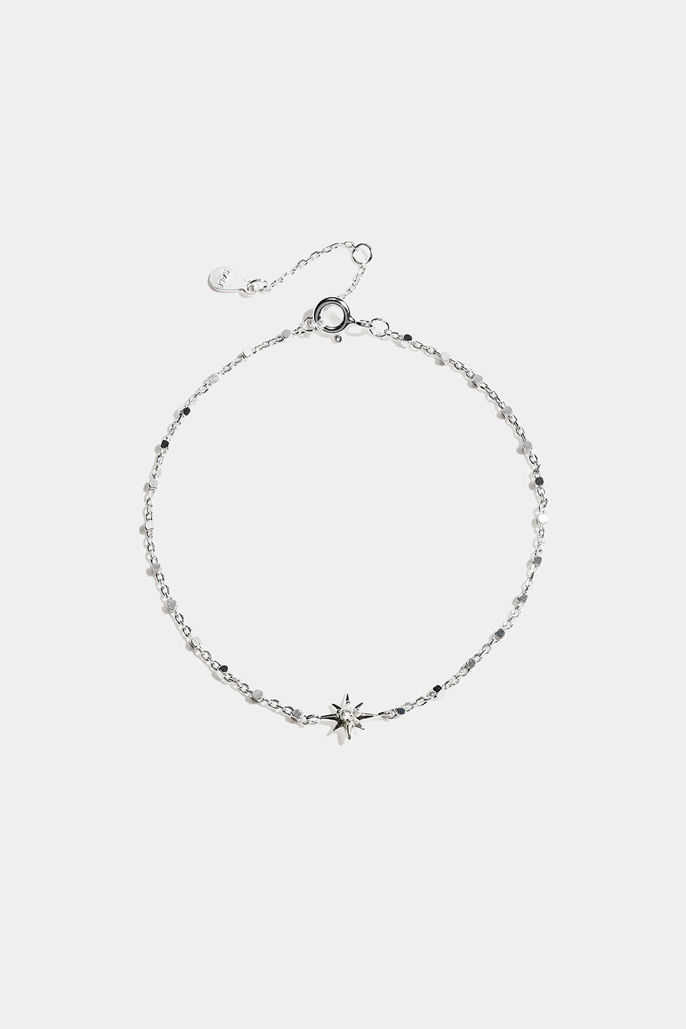 Rannekoru aitoa hopeaa tähdellä ja Cubic Zirconialla koristeltuna ryhmässä Store week / @ Glitter (551000781001)