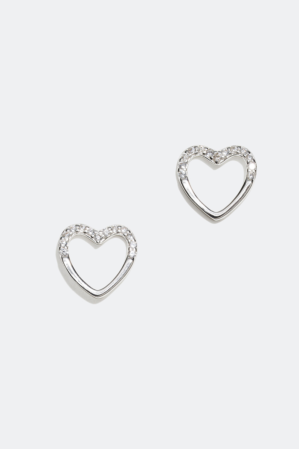 Korvakorut, joissa sydän aitoa hopeaa ryhmässä Aitoa Hopeaa / Hopeiset korvakorut @ Glitter (553001071000)