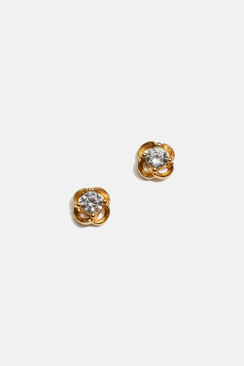 Pienet 18k kullatut hopeanappikorvakorut, joissa pyöreitä muotoja ja Cubic zirconia -kiviä ryhmässä 18 karaatin kullattua hopeaa / Korvakorut 18 karaatin kulta @ Glitter (553004512002)