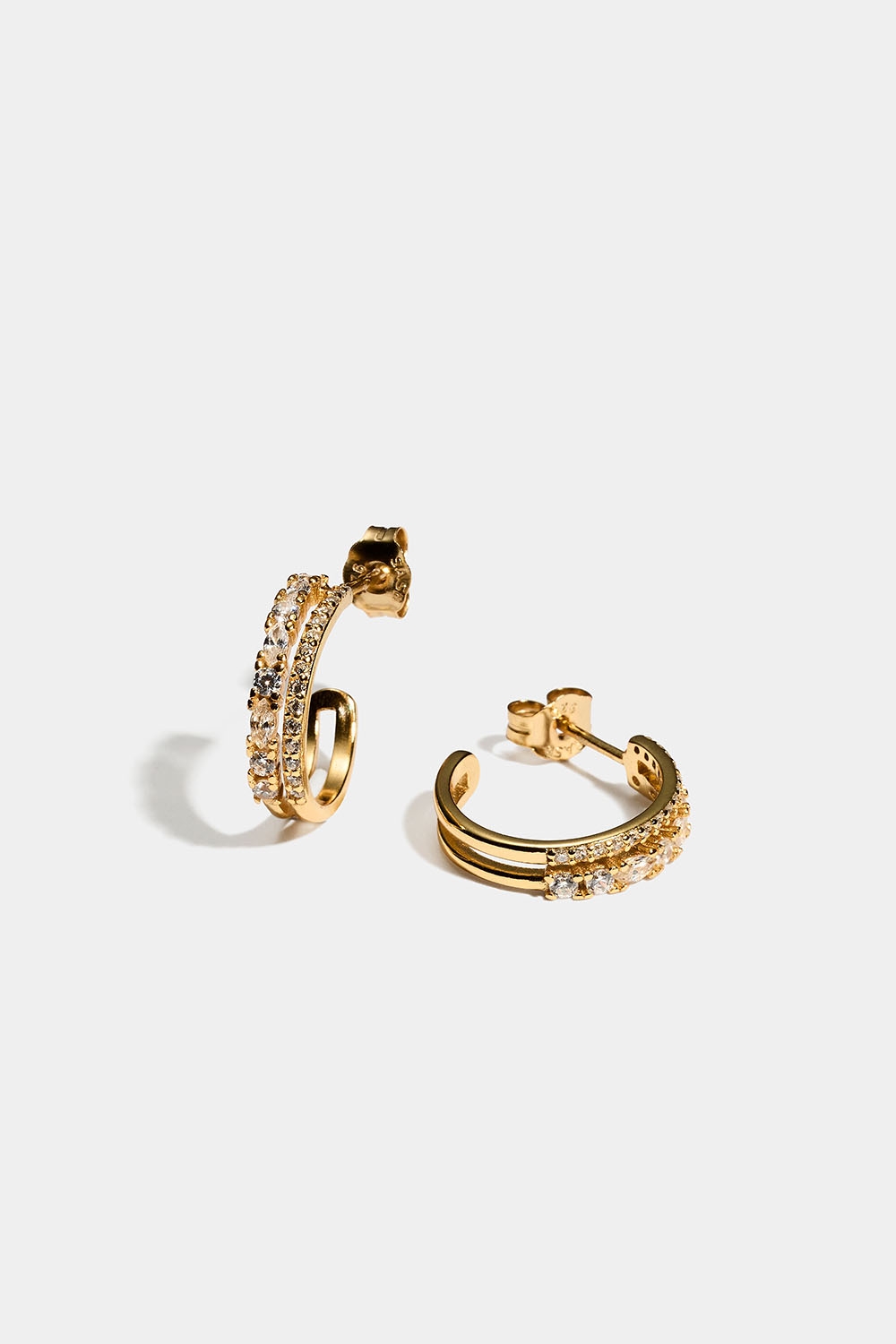18 karaatin kullatut hopeiset kaksinkertaiset korvarenkaat Cubic Zirconia -kivillä ryhmässä Korut / Korvakorut / Korvarenkaat @ Glitter (553004912002)