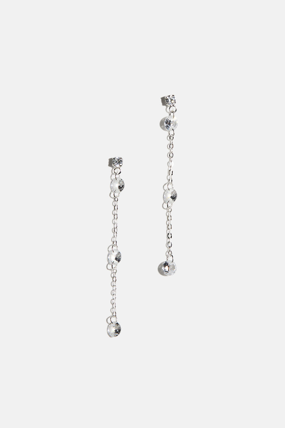 Aidot hopeakorvakorut, joissa pyöreillä Cubic zirconia -kivillä koristeltuja ketjuja ryhmässä Aitoa Hopeaa / Hopeiset korvakorut @ Glitter (553005311001)