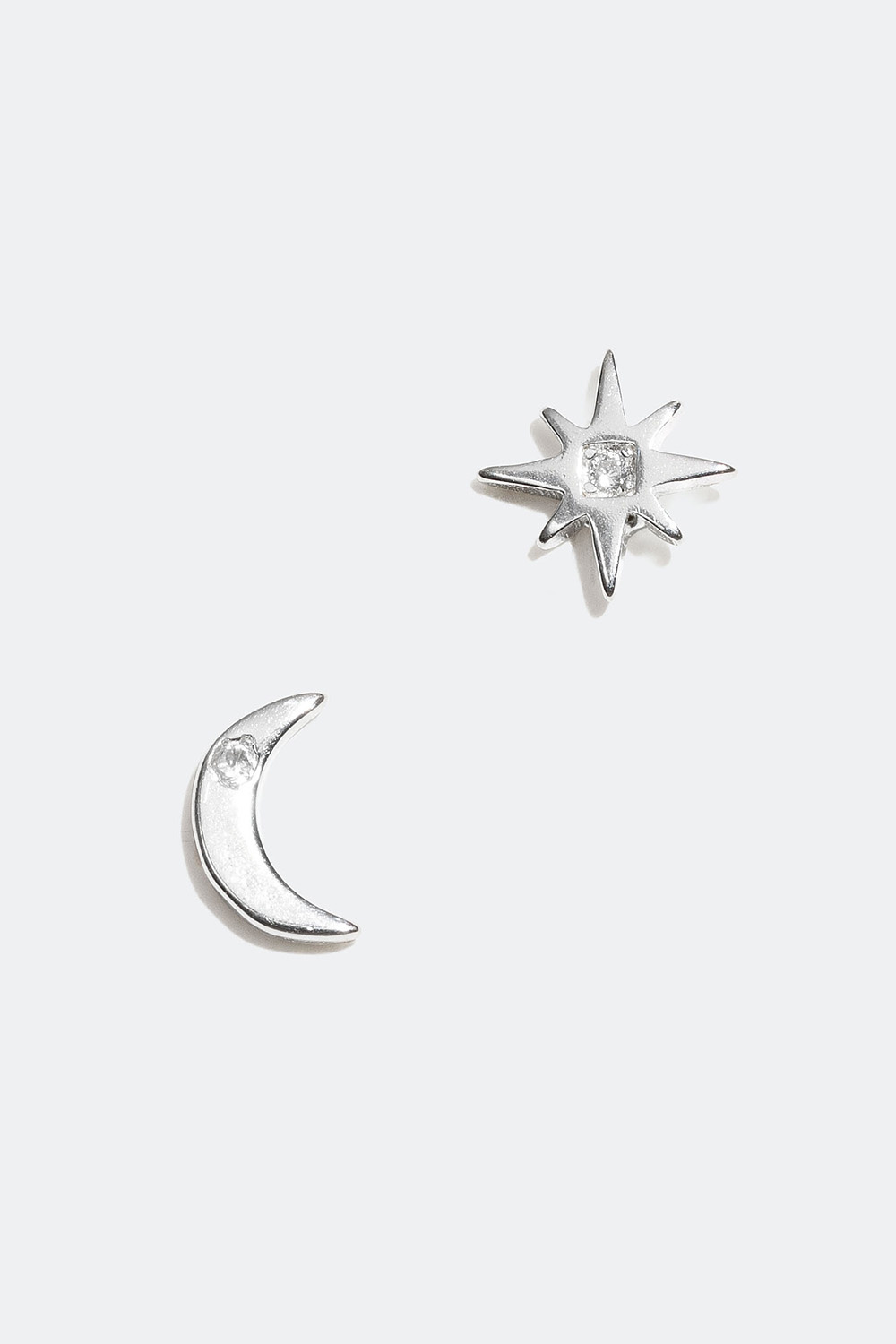 Yhdistelmäkorvakorut, joissa on kuu ja tähti, aitoa hopeaa