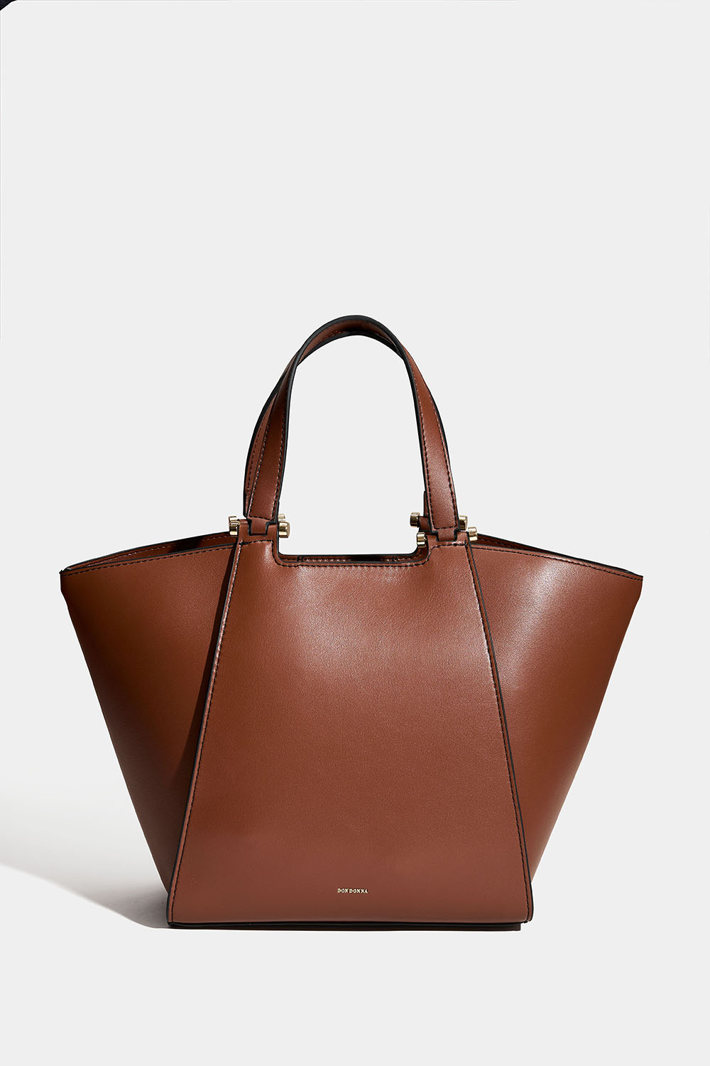 Pieni ruskea laukku, jossa on kaksinkertainen olkahihna