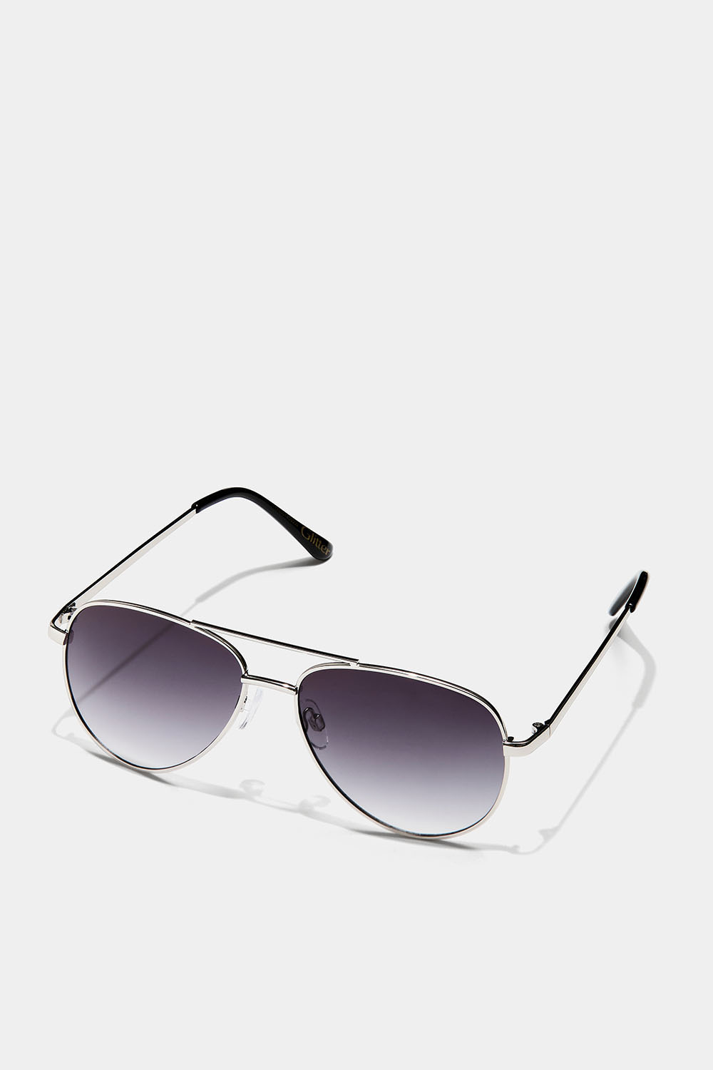 Klassiset pilottiaurinkolasit