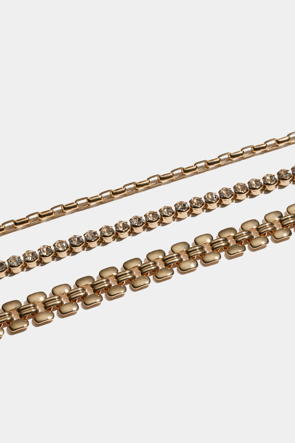 Kullanvärinen ranneketju, jossa strasseja, 3 kpl