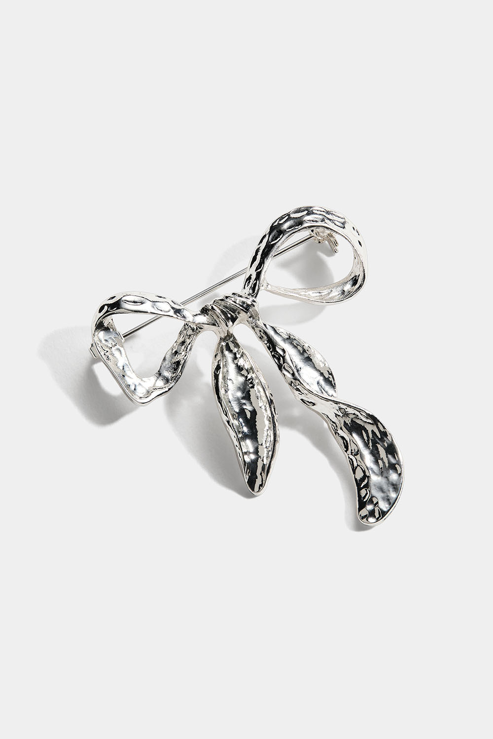 Rintaneula vasaroidulla rusetilla