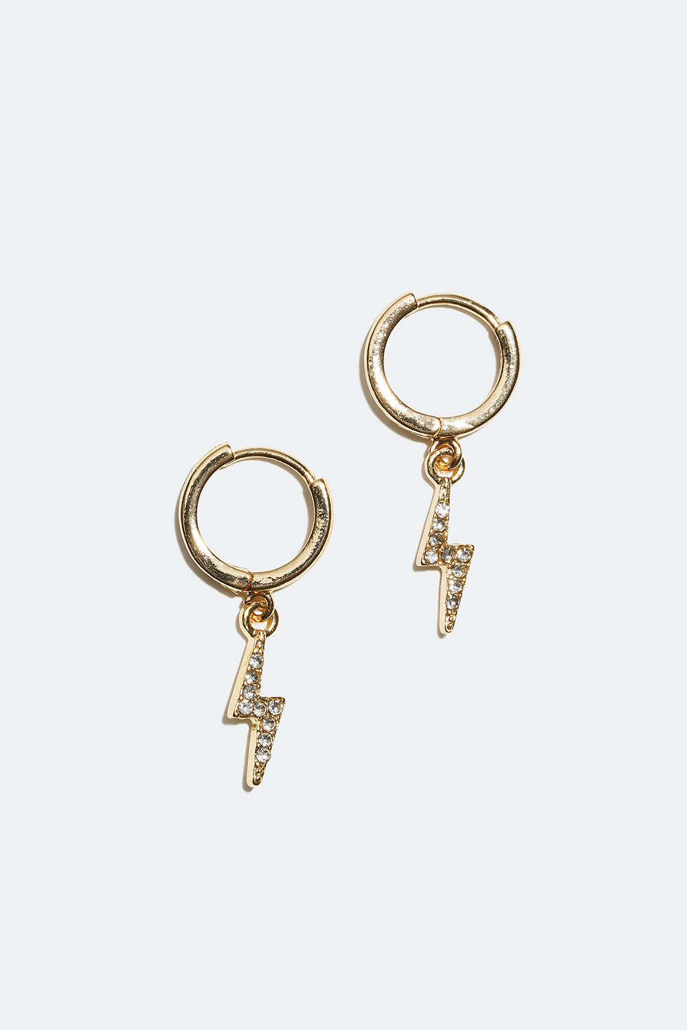 Pienet korvarenkaat, joissa on strassisalamat