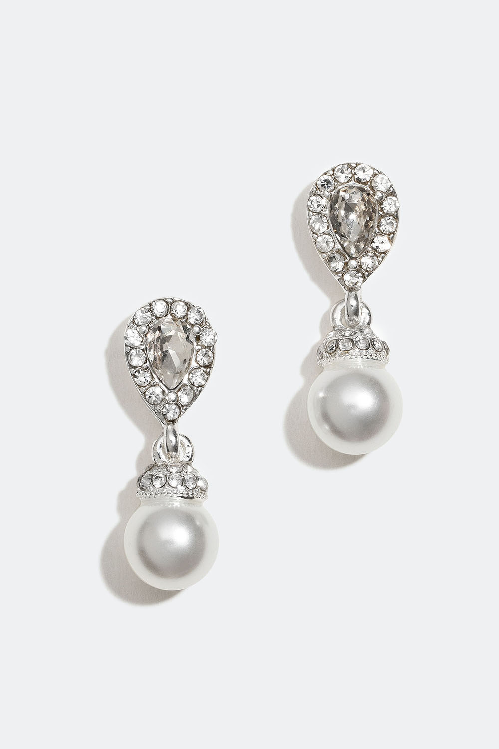 Pisaran muotoiset korvakorut lasikivillä ja lasihelmillä