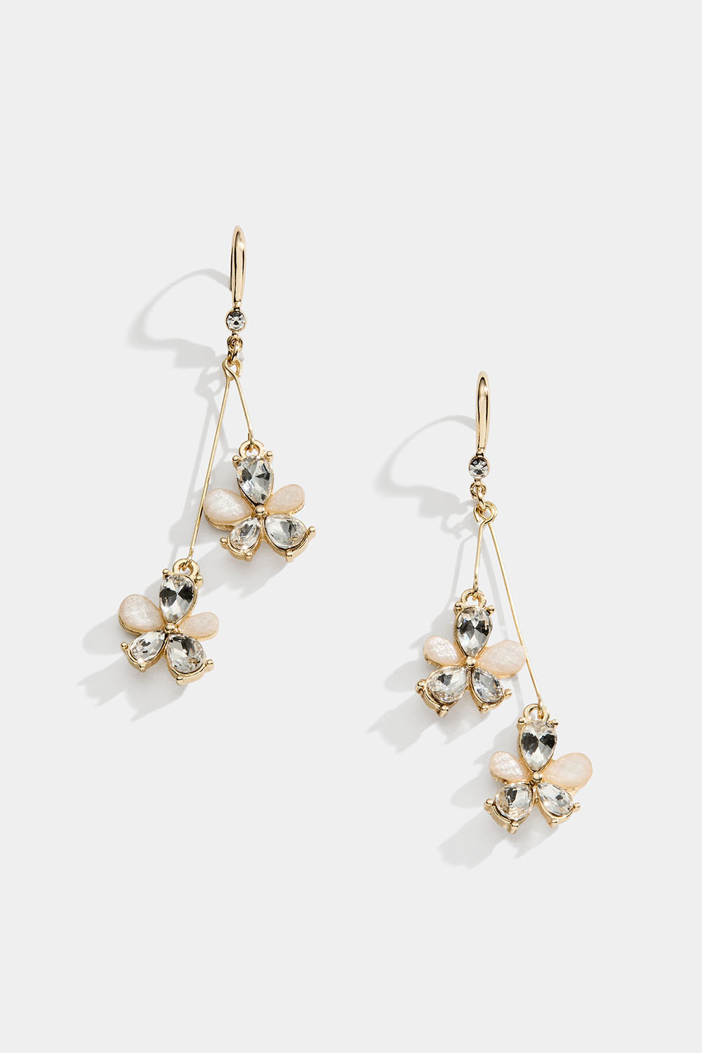 Kullanväriset kukkariipukset