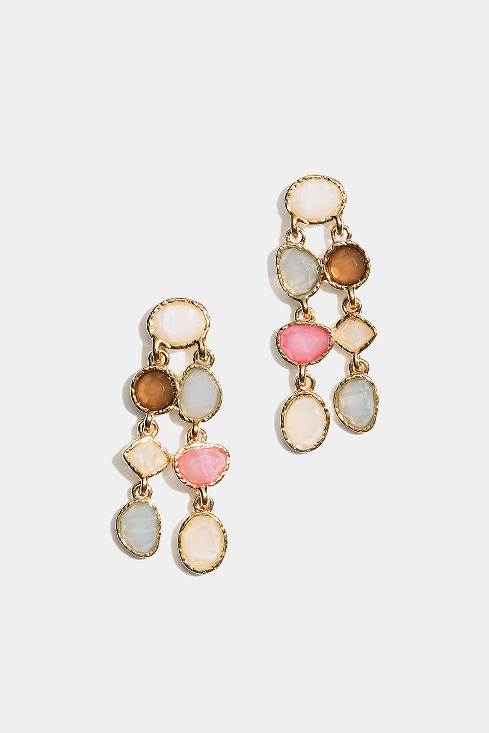 Korvakorut, joissa kaksi eriväristä kiviriipusta