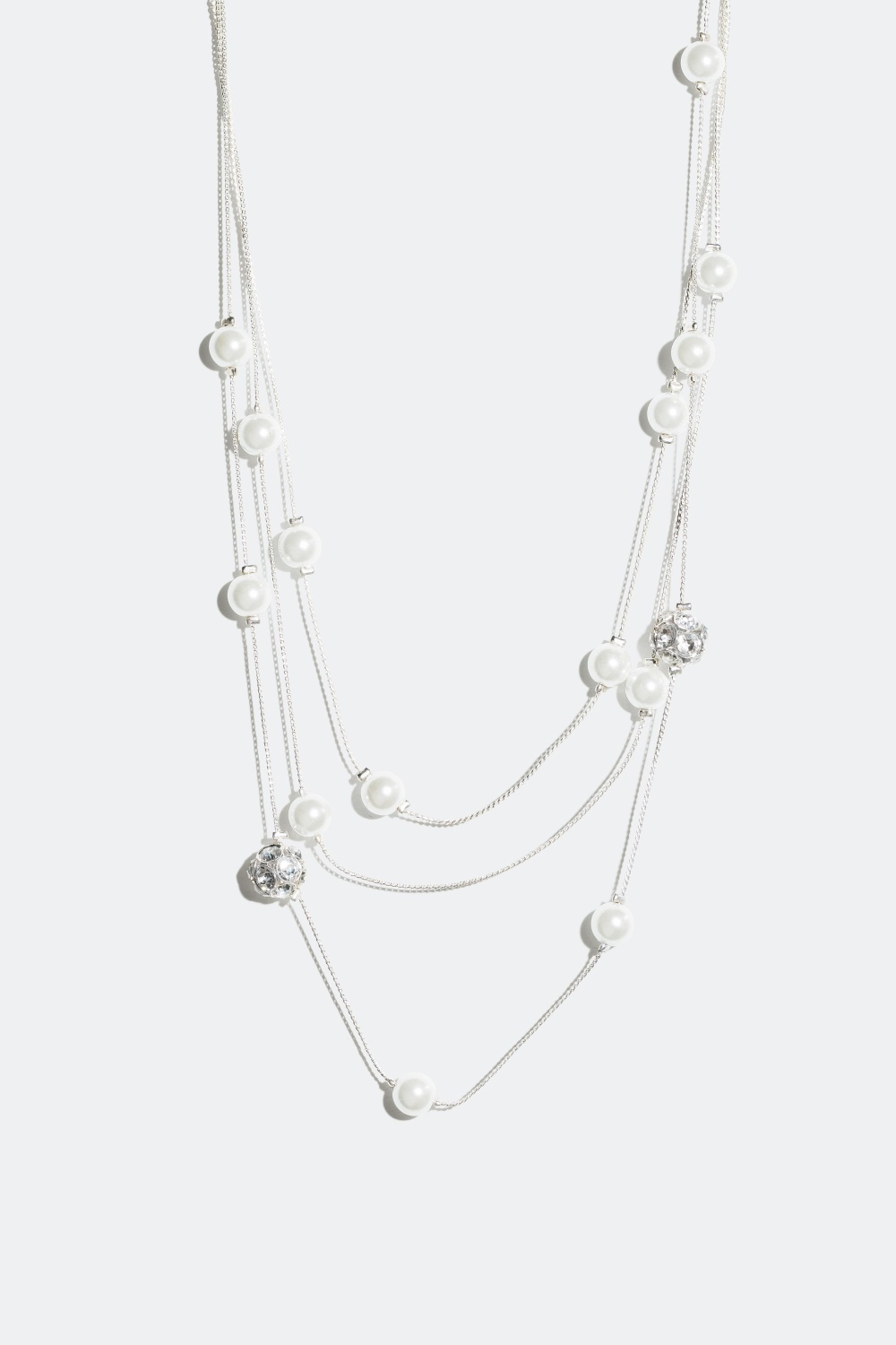 3-rivinen kaulakoru muovisilla helmillä