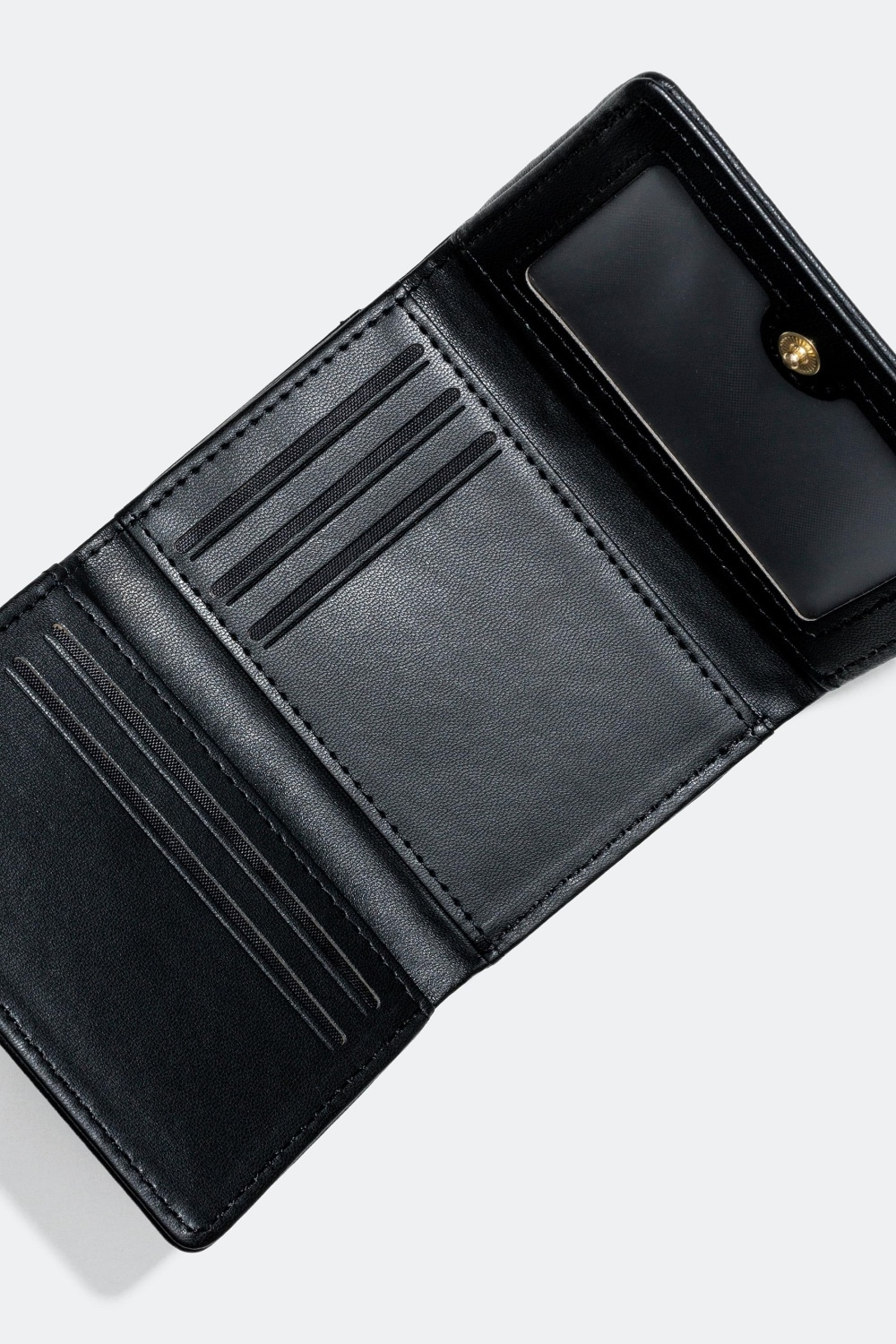 Lompakko sydänkoristeella