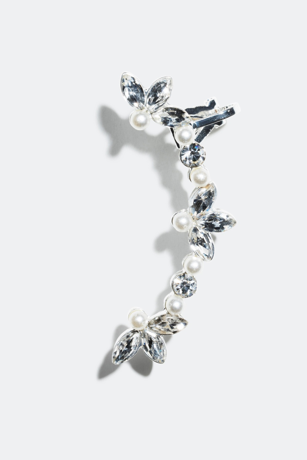 Korvakoru, earcuff lasikivillä ja akryylihelmillä