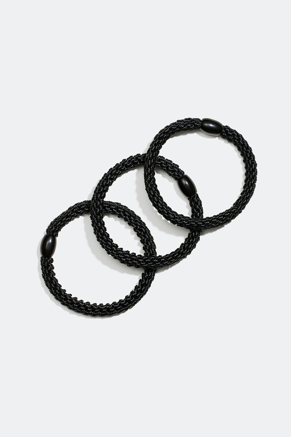 Punotut hiuslenkit, joissa helmiyksityiskohtia, 3 kpl