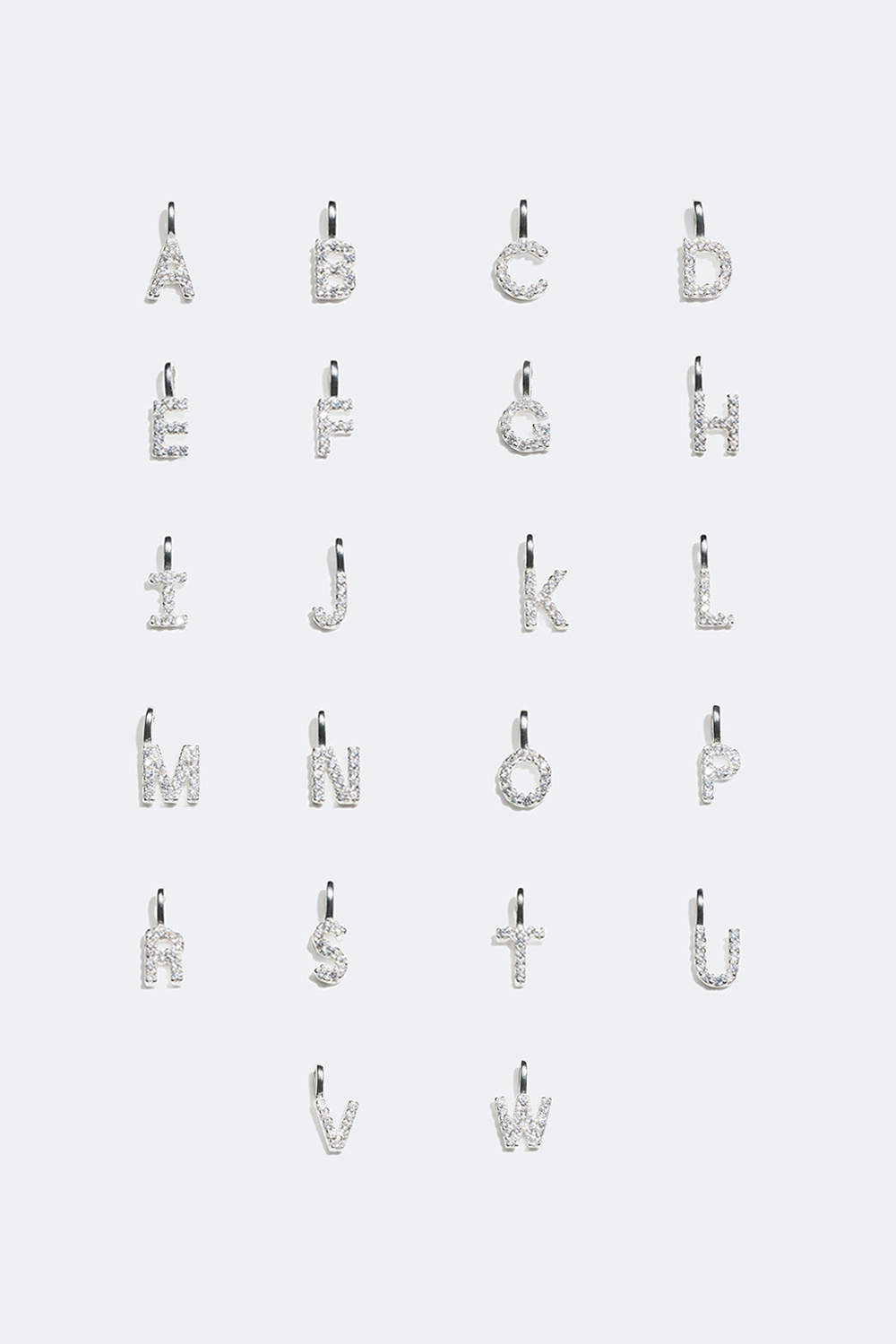 Aito hopeariipus, jossa strassikirjaimia