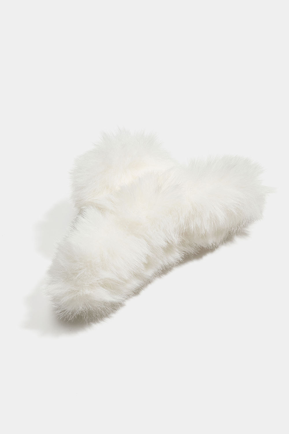 Valkoinen pörröinen hiusklipsi