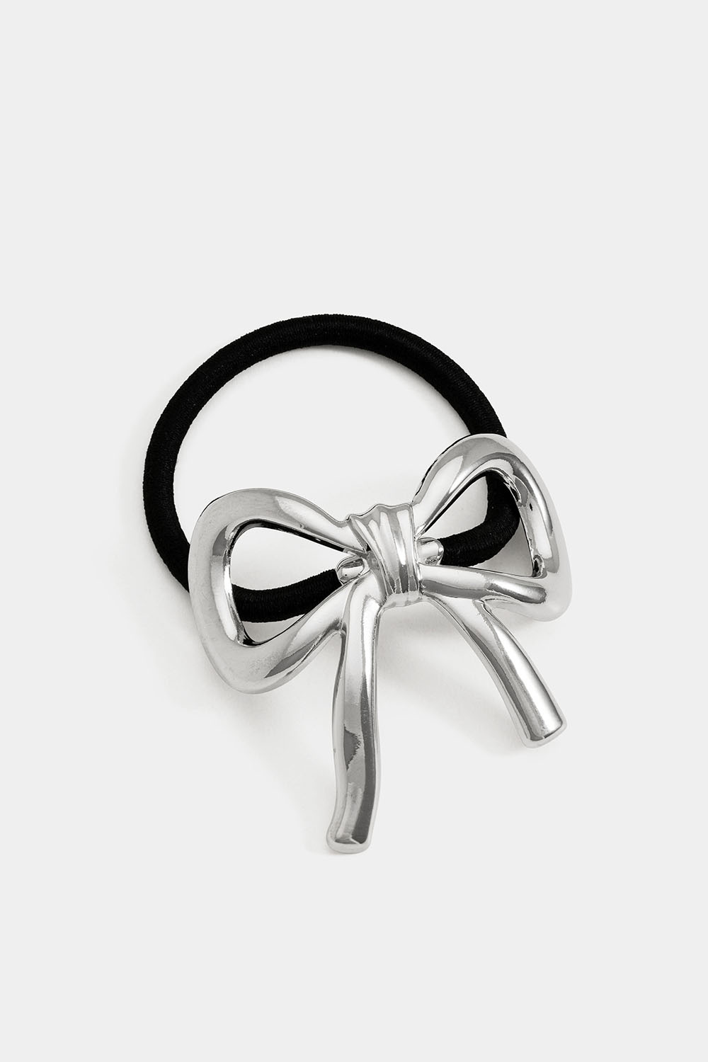 Hiuslenkki metallirusetilla