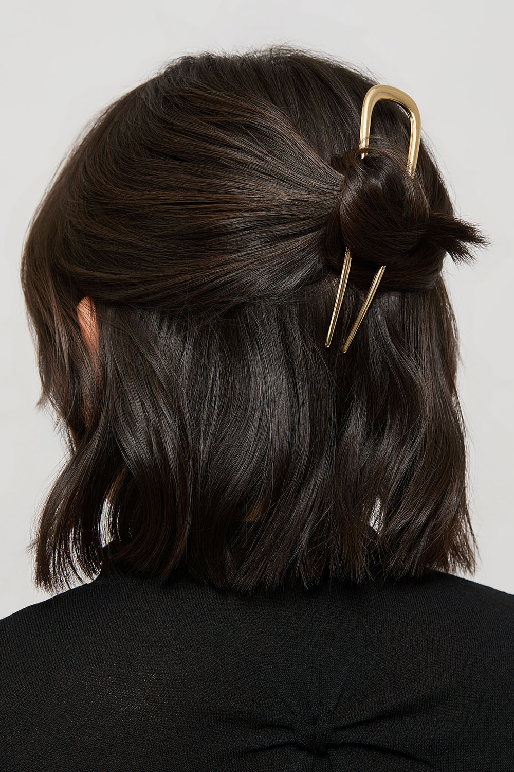 Kullanvärinen ranskalainen hiusneula