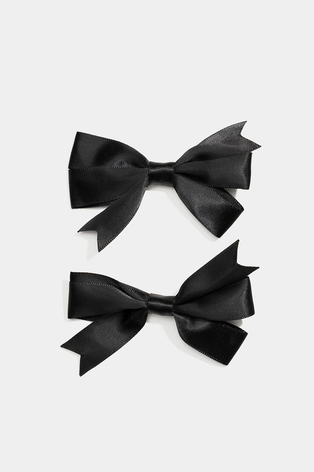 Hiusklipsit mustilla ruseteilla, 2 kpl