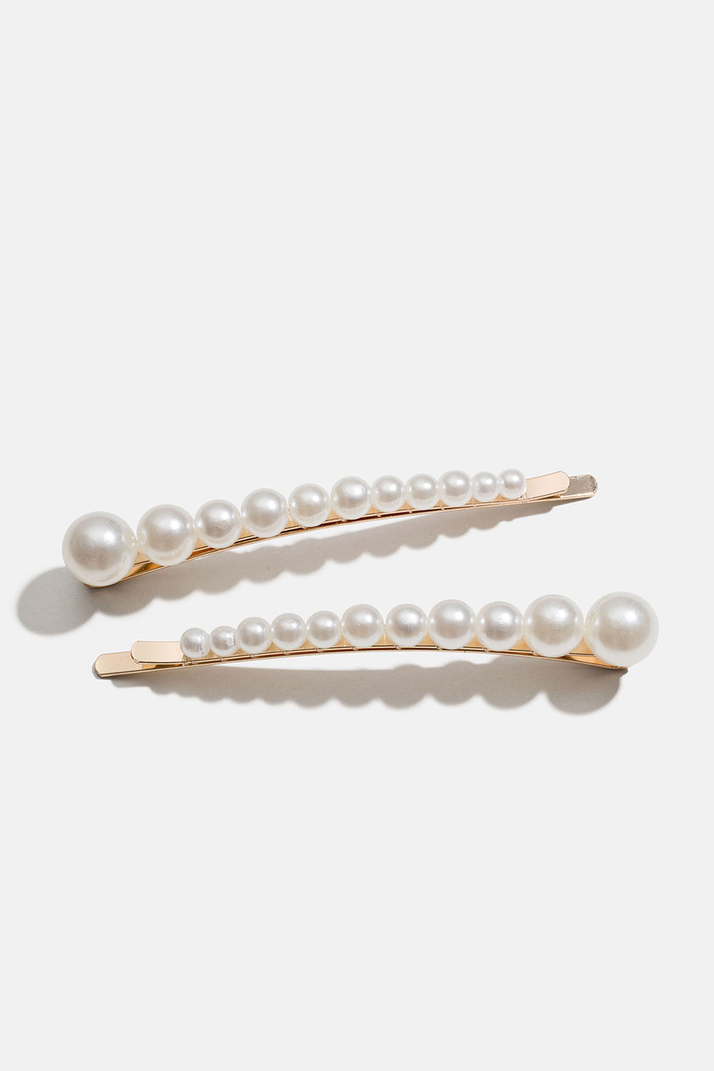 Hiuspinnit, joissa helmiä, 2 kpl