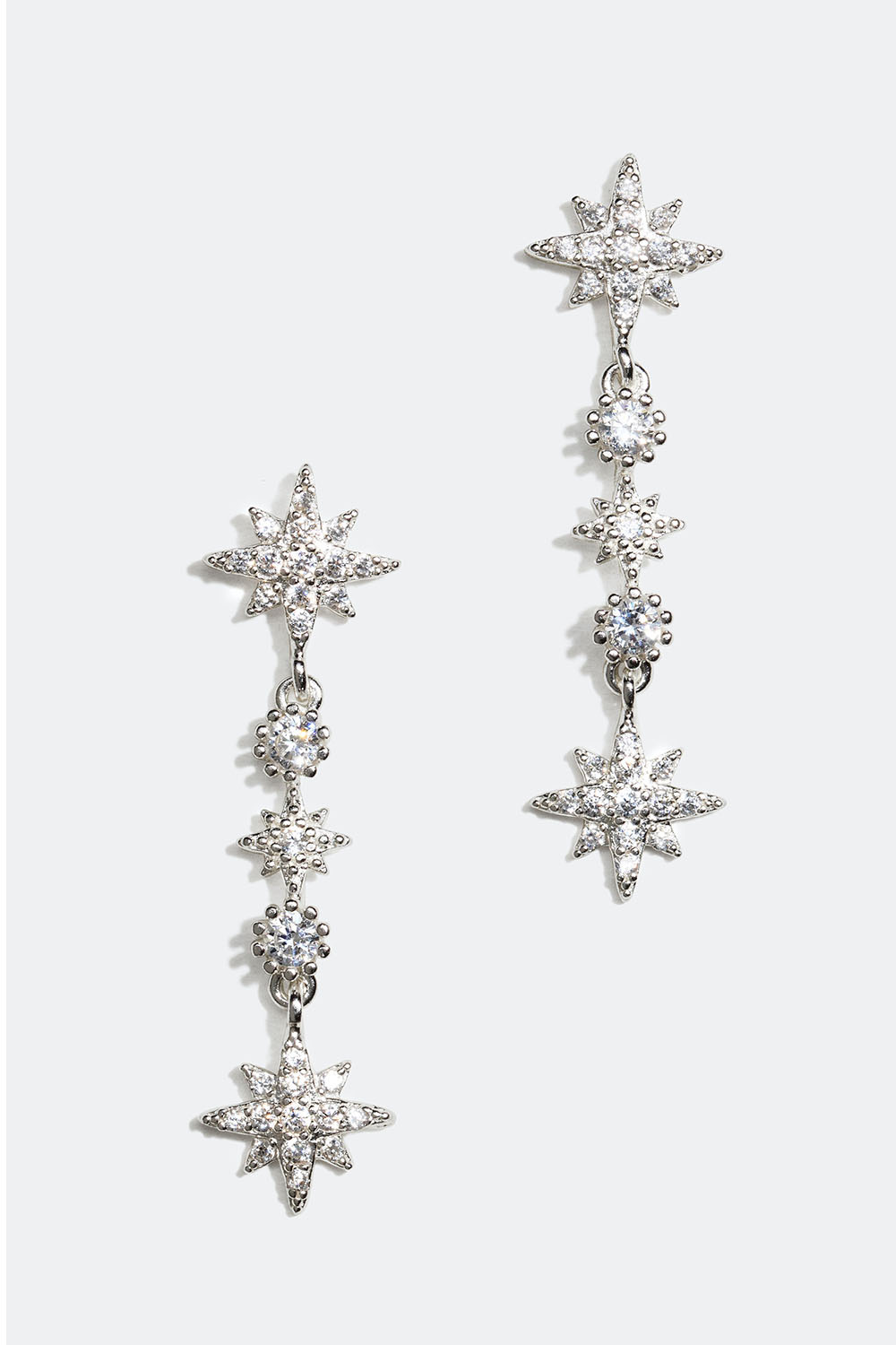 Korvakorut aitoa hopeaa tähdillä ja Cubic Zirconia -kivillä