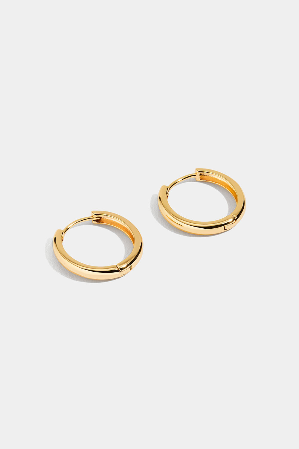 Korvarenkaat 18k kullattua hopeaa, 1,5 cm