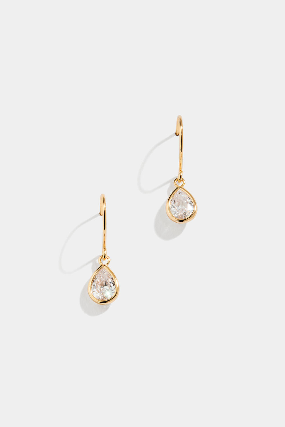 18k kullalla kullatut hopeakorut Cubic Zirkonialla